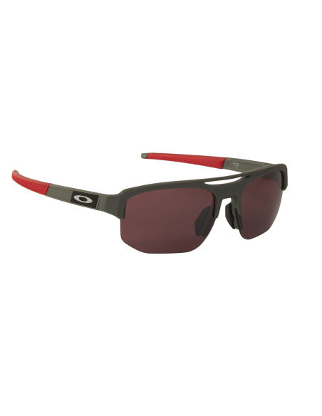 Oakley OO9424 0270 Mercenary Matte Carbon Prizm Dark Golf